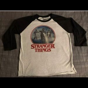 Stranger Things TV Series tShirt Mens sz L 3/4 sleeves Retro-style